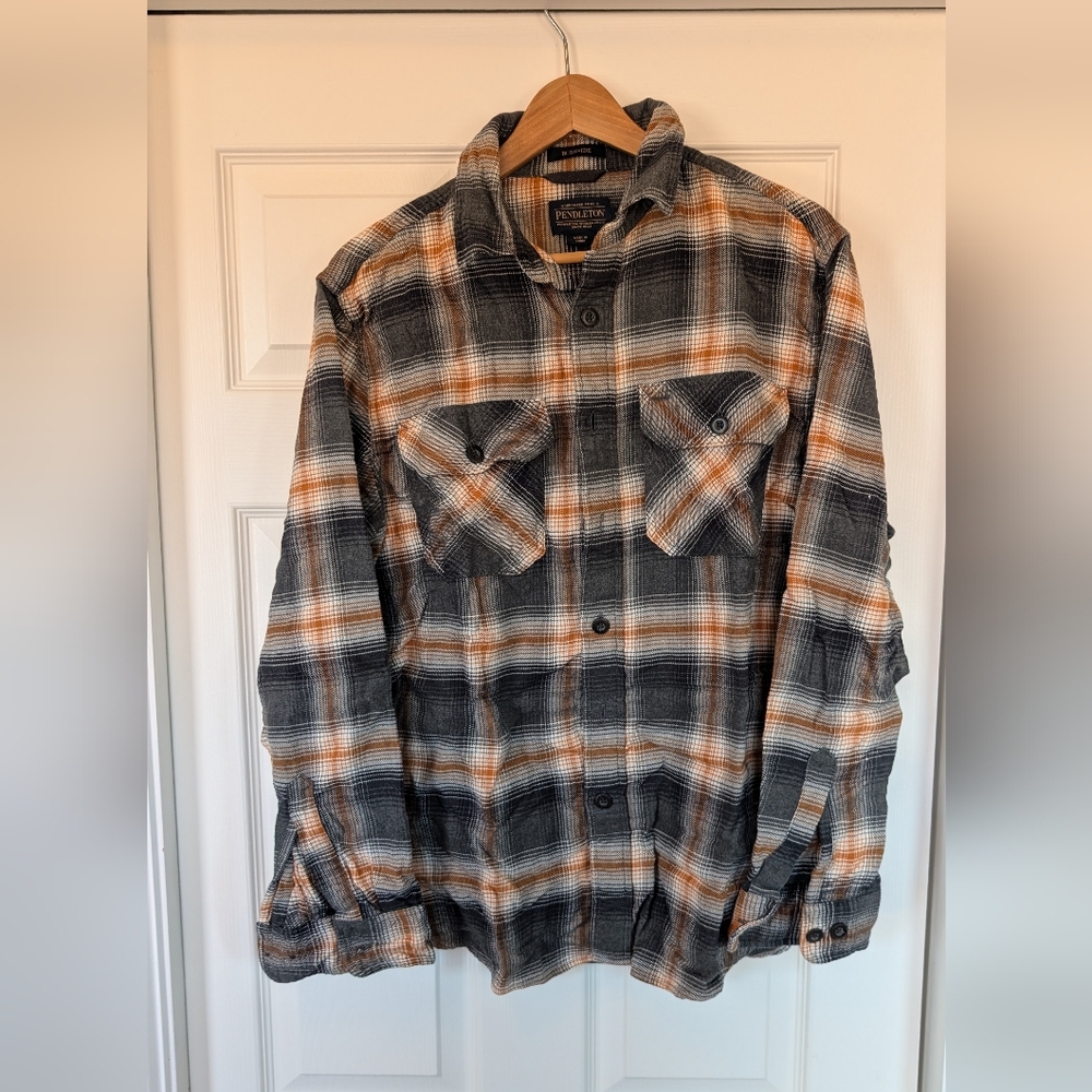 Pendleton Men's Gray & Orange Plaid Shirt Jacket